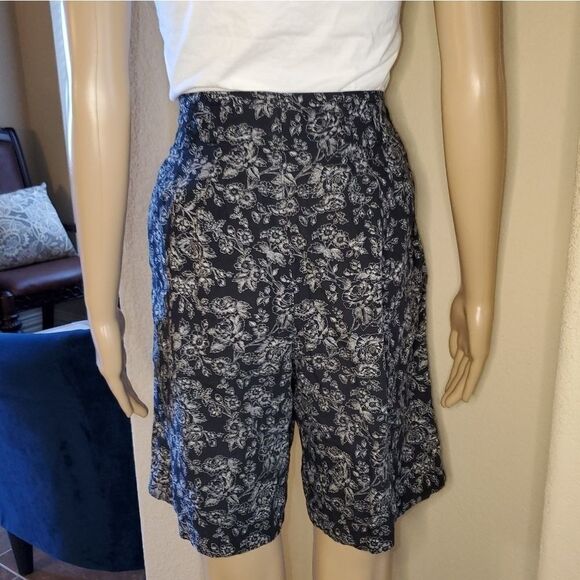 GAP high waist Lived-In Shorts Black Floral Print - Picture 7 of 8